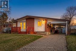2223 HALIFAX DRIVE  Ottawa, ON K1G 2W4