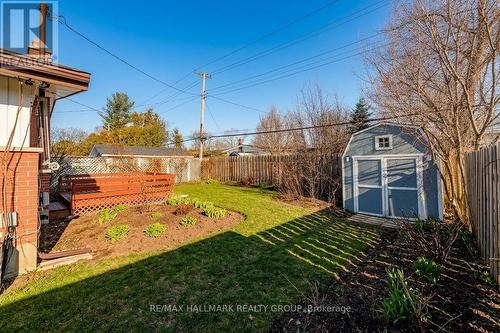 2223 Halifax Drive, Ottawa, ON 