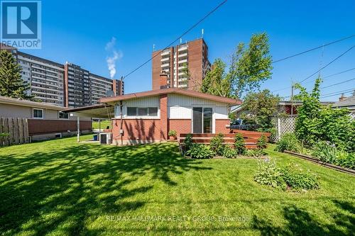 2223 Halifax Drive, Ottawa, ON 