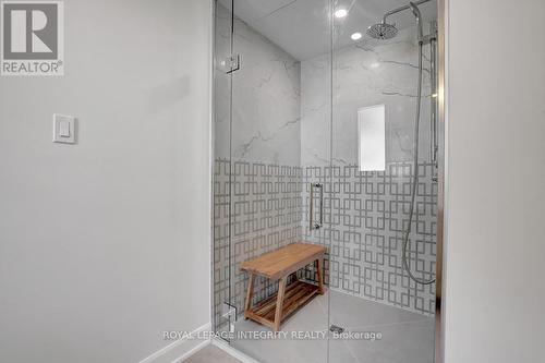 8 Brian Crescent, Ottawa, ON 