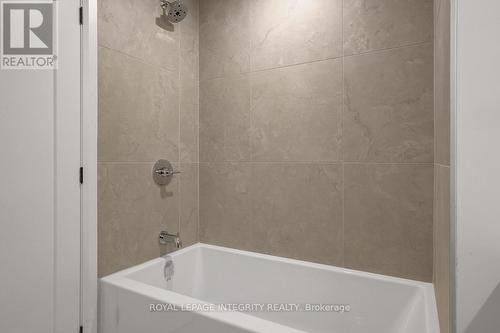 8 Brian Crescent, Ottawa, ON 