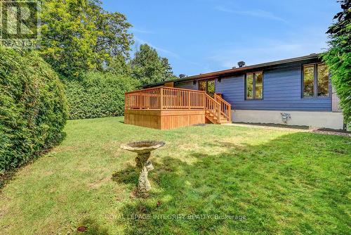 8 Brian Crescent, Ottawa, ON 