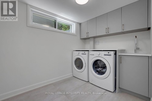 8 Brian Crescent, Ottawa, ON 