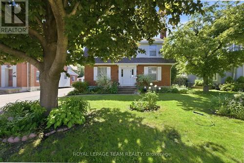 416 Tweedsmuir Avenue, Ottawa, ON 