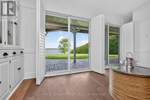 192 GILWOOD PARK DRIVE , Penetanguishene, Ontario L9M 1Z6 3
