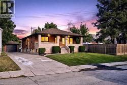 362 ROSSEAU Road  Hamilton, ON L8K 4T2