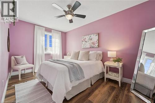 952 Eden Oak Court, Kitchener, ON 