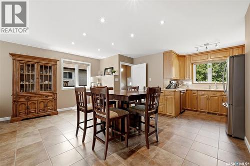 906 Hopkins Crescent N, Regina, SK 