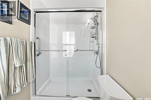 636 Meadows Boulevard, Saskatoon, SK 