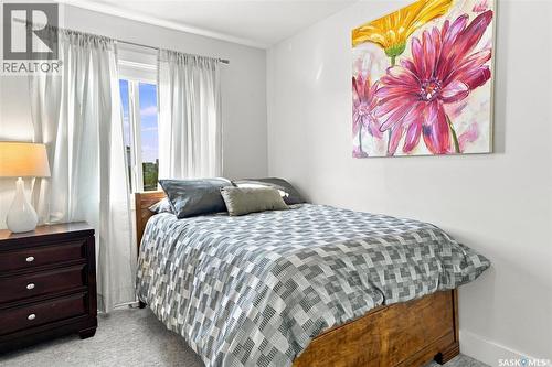 636 Meadows Boulevard, Saskatoon, SK 