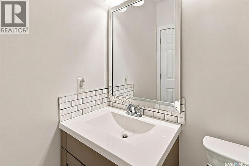 636 Meadows Boulevard, Saskatoon, SK 