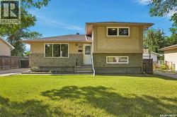 145 Dalgliesh DRIVE  Regina, SK S4R 5T1