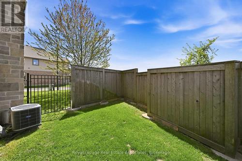 1 Southshore Crescent, Hamilton, ON 