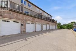 975 STRASBURG Road Unit# 21B  Kitchener, ON N2E 0A8