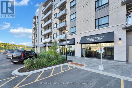515 - 397 CODD'S ROAD , Ottawa, Ontario K1K 5C7 5