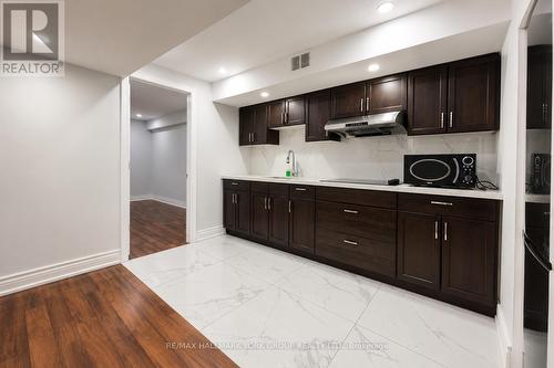 33 DEERWOOD CRESCENT , Richmond Hill, Ontario L4E 3V4 4