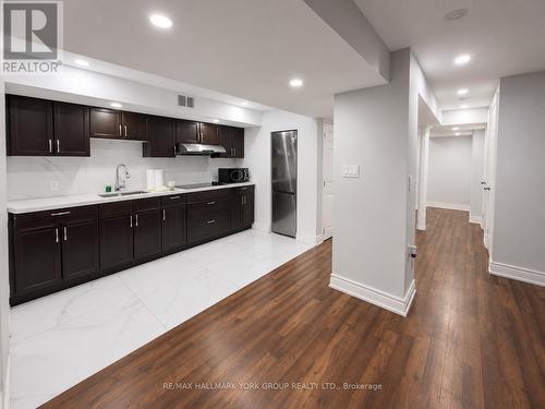 33 DEERWOOD CRESCENT , Richmond Hill, Ontario L4E 3V4 5