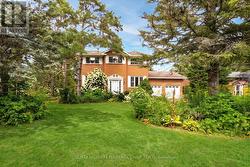 10 ROSEWOOD AVENUE Springwater, ON L9X 0P5