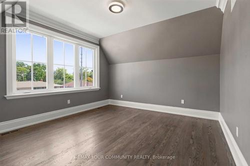 1226 Ogden Avenue, Mississauga, ON 