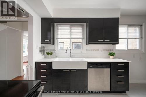 Kitchen - 2727 Bucklepost Crescent, Mississauga, ON 
