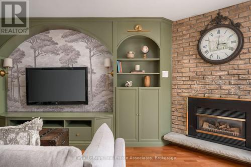 Family Room - 2727 Bucklepost Crescent, Mississauga, ON 