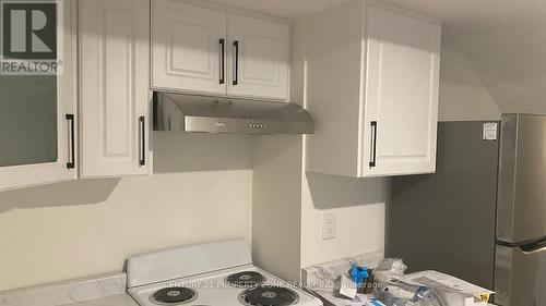 2 QUEENPOST DRIVE , Brampton, Ontario L6Y 6L2 2