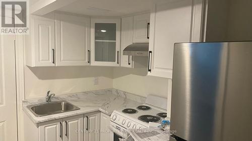2 QUEENPOST DRIVE , Brampton, Ontario L6Y 6L2 3