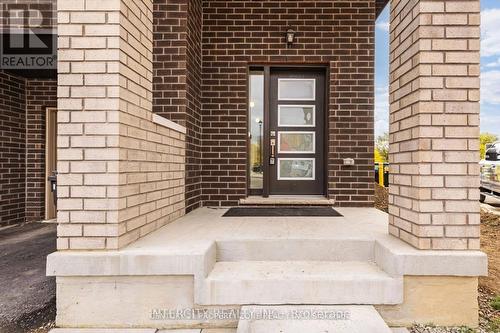 2 QUEENPOST DRIVE , Brampton, Ontario L6Y 6L2 4