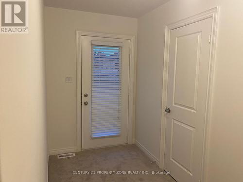 2 QUEENPOST DRIVE , Brampton, Ontario L6Y 6L2 5