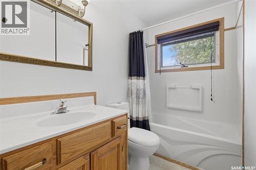 16 Yarnton Crescent, Regina, SK 