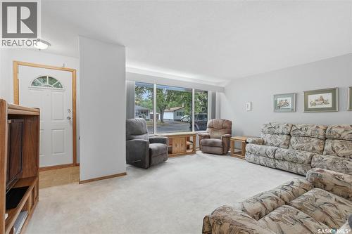 16 Yarnton Crescent, Regina, SK 