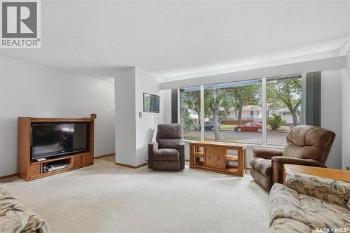 16 Yarnton Crescent, Regina, SK 