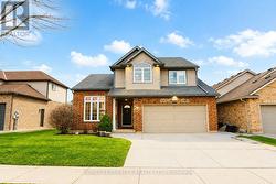 6978 SHANNON DRIVE Niagara Falls, ON L2H 3N7
