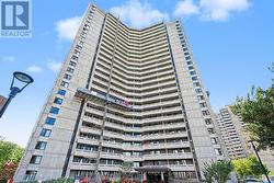 1112 - 1171 AMBLESIDE DRIVE Ottawa, ON K2B 8E1