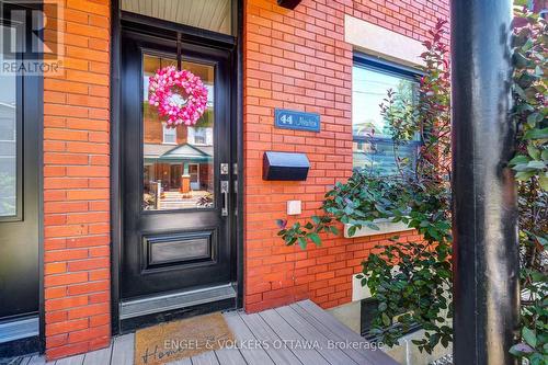 44 Newton Street, Ottawa, ON 