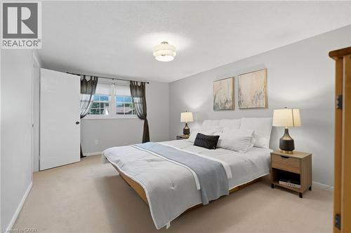2055 Hunters Wood Drive, Burlington, ON 