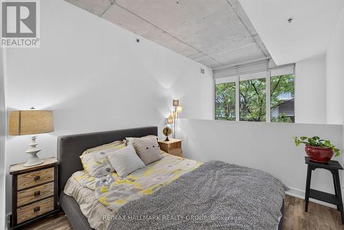 second bedroom, loft to below - 353 Mcleod Street, Ottawa, ON 