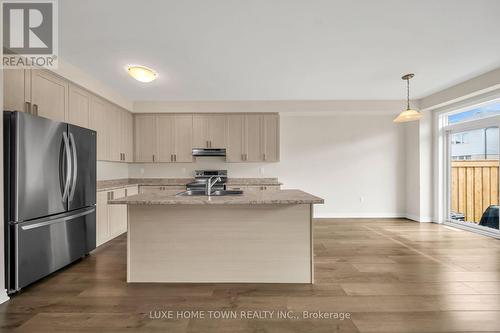 82 Prest Way, Centre Wellington, ON 