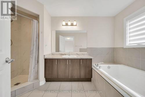 82 Prest Way, Centre Wellington, ON 