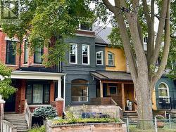 128 BRUNSWICK AVENUE Toronto, ON M5S 2M2