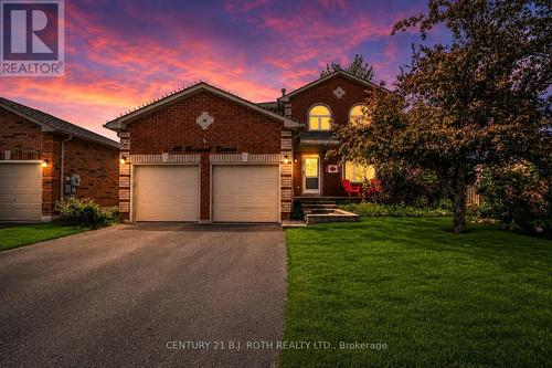 42 FARMSTEAD CRESCENT  Barrie, ON L4N 8S1