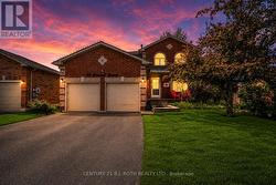 42 FARMSTEAD CRESCENT Barrie, ON L4N 8S1