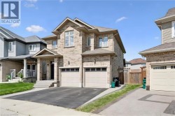 941 EDEN OAK Court  Kitchener, ON N2A 0H4