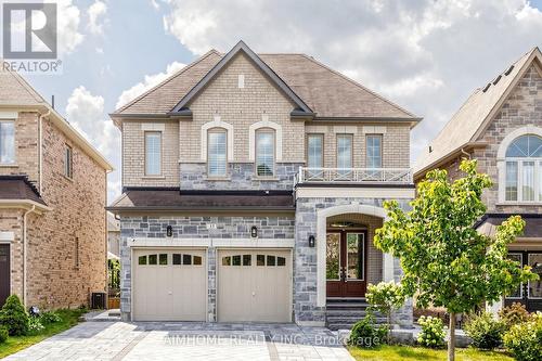 35 MARBROOK STREET  Richmond Hill, ON L4C 0Y9