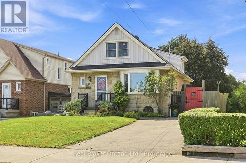 2210 KING STREET E  Hamilton (Glenview), ON L8K 1W6