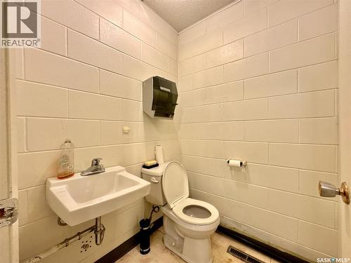 212 33Rd Street W, Saskatoon, SK 