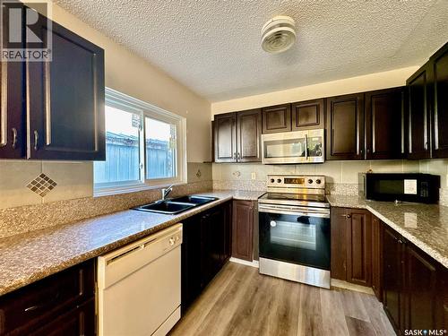 212 33Rd Street W, Saskatoon, SK 