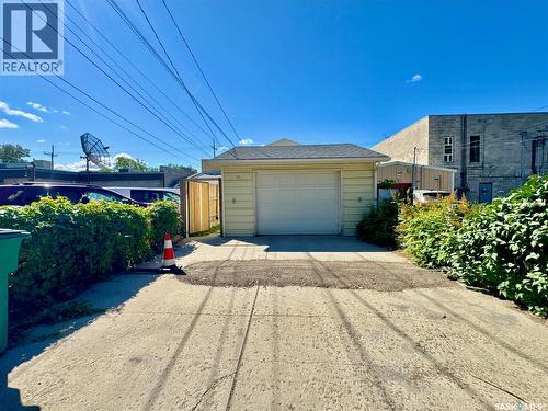 212 33Rd Street W, Saskatoon, SK 