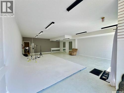 212 33Rd Street W, Saskatoon, SK 