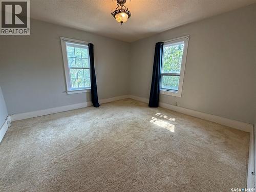 229 4Th Avenue E, Lafleche, SK 